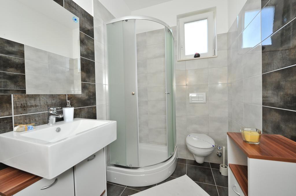 Apartments Ivkovic Zadar Ngoại thất bức ảnh