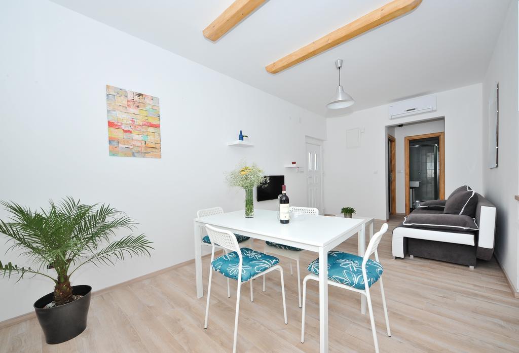 Apartments Ivkovic Zadar Ngoại thất bức ảnh