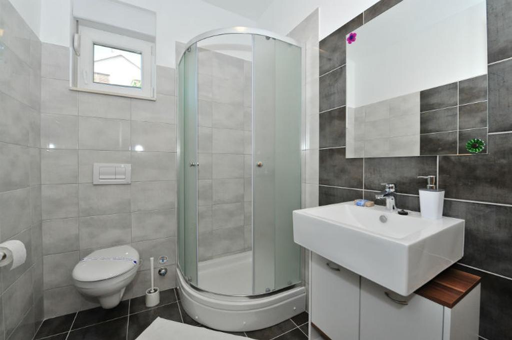 Apartments Ivkovic Zadar Ngoại thất bức ảnh